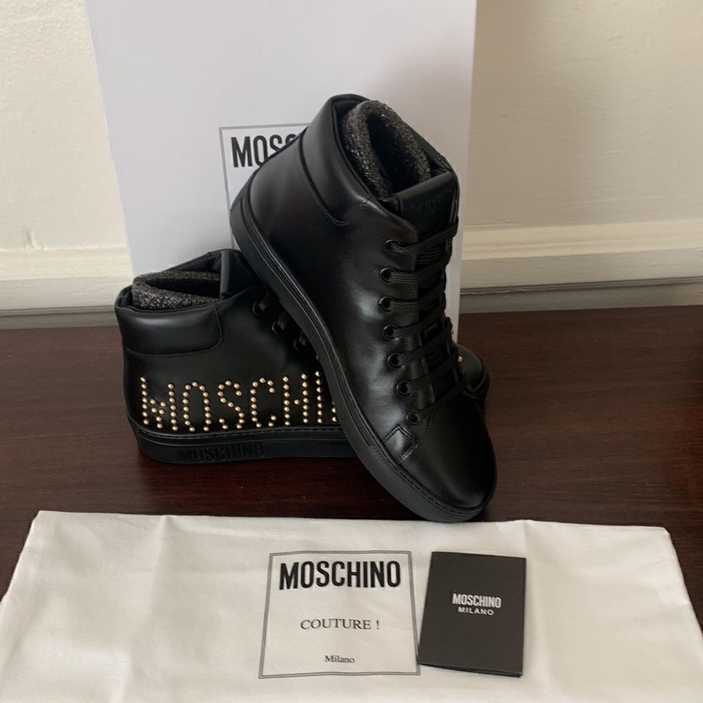 Moschino Women’s High Top logo studded leather black sneaker size 7, NIB - Picture 9 of 12